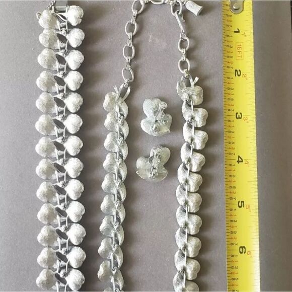 Vintage Vendome Silvertone Necklace, Bracelet, Earrings Set - Picture 4 of 4